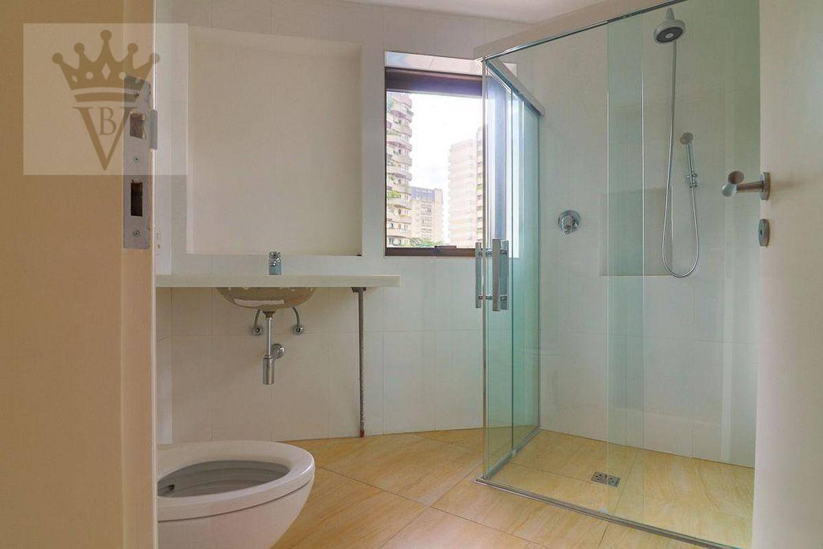 Apartamento à venda com 3 quartos, 207m² - Foto 14