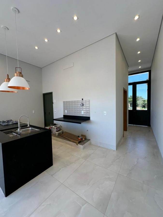 Casa à venda com 3 quartos, 156m² - Foto 4