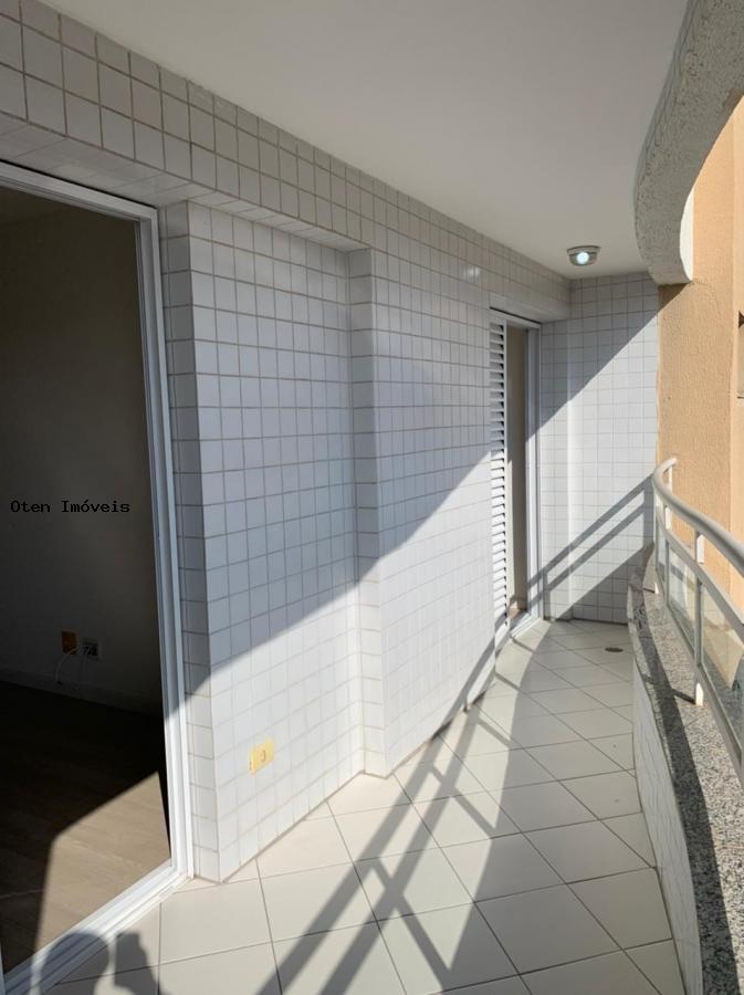 Apartamento à venda com 3 quartos, 110m² - Foto 11