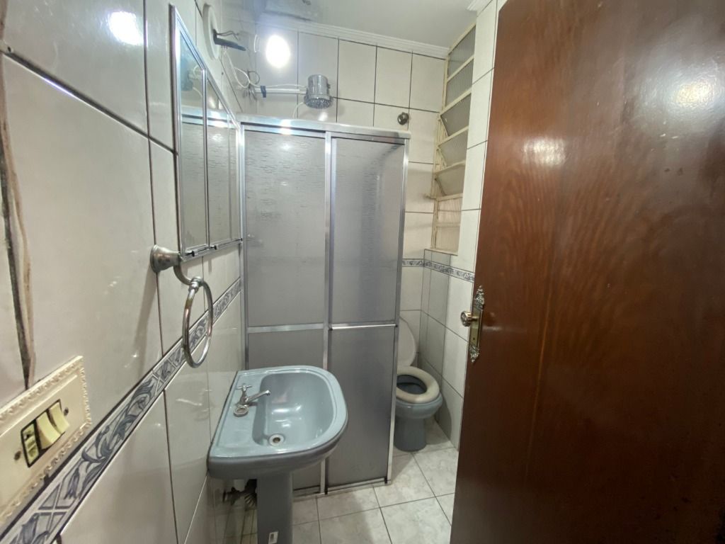 Sobrado à venda com 3 quartos, 223m² - Foto 32