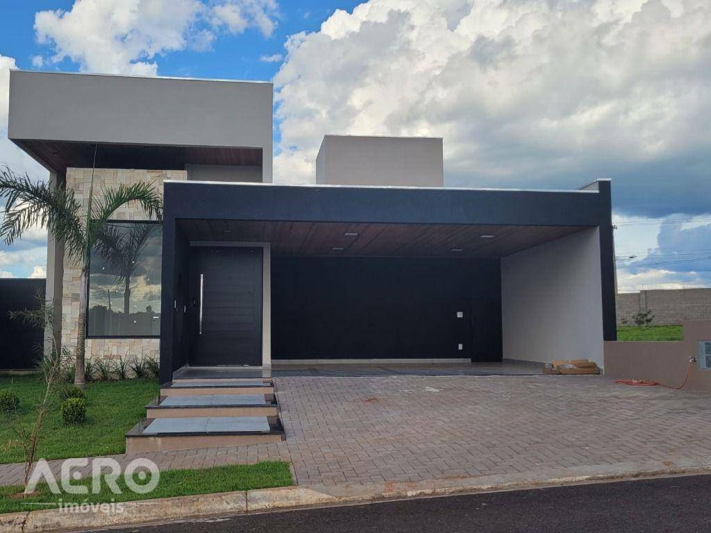 Casa de Condomínio à venda com 3 quartos, 224m² - Foto 2