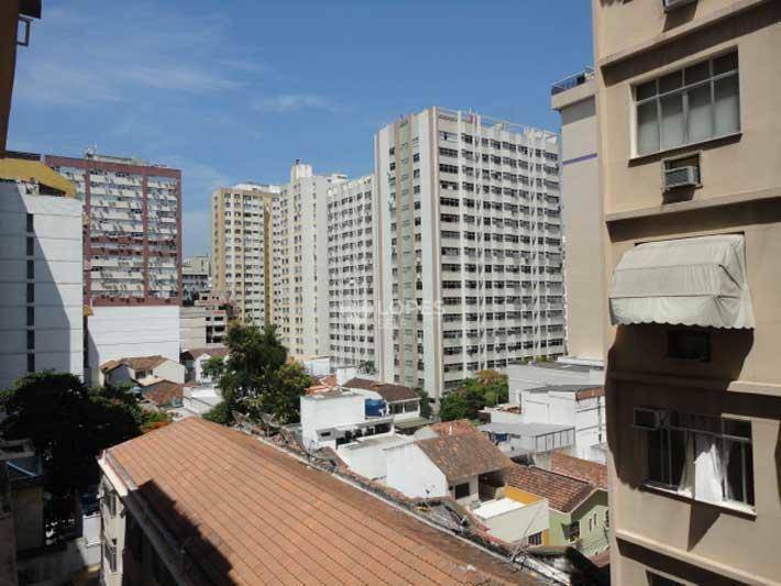 Apartamento à venda com 2 quartos, 61m² - Foto 5