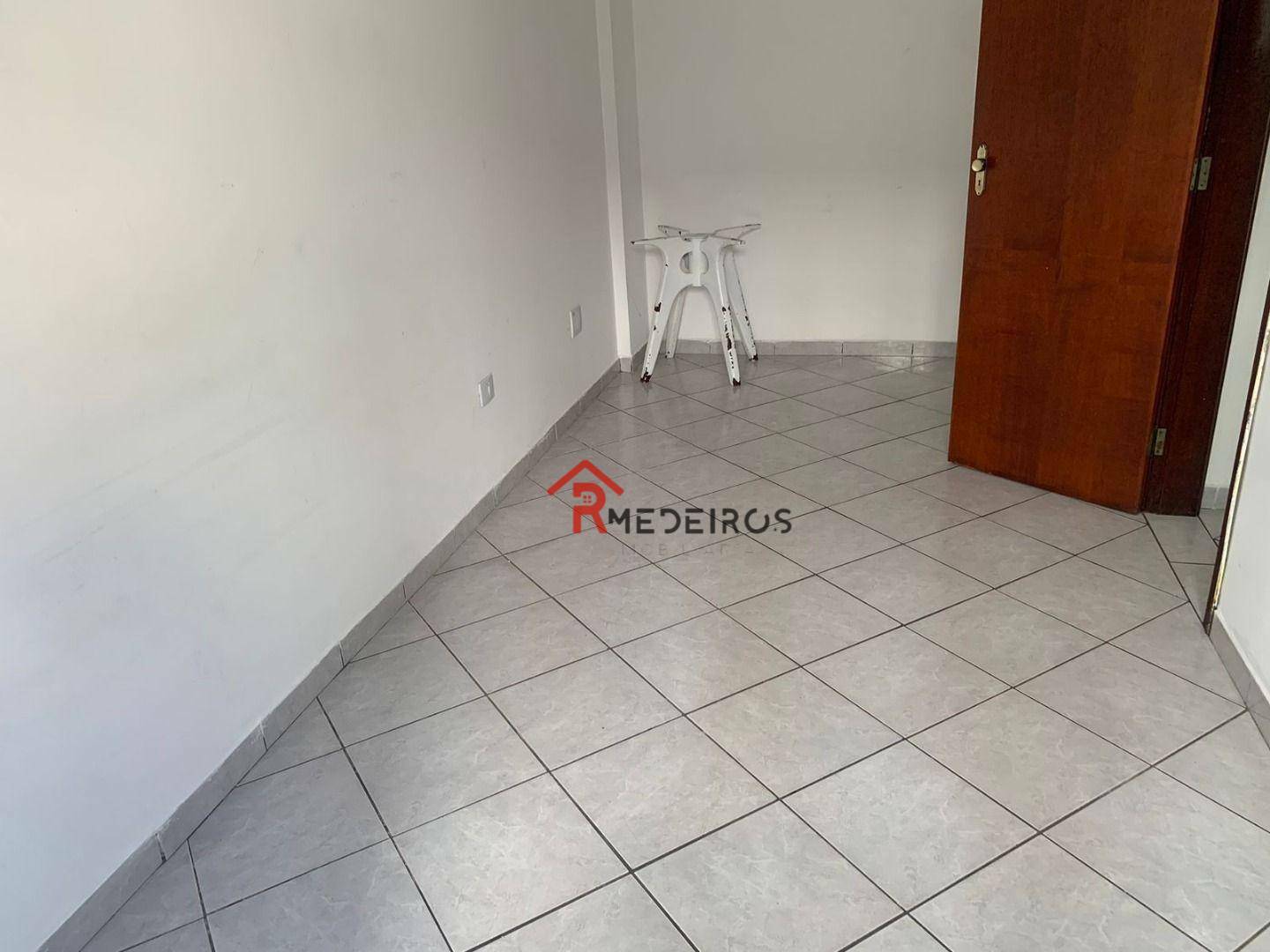 Apartamento à venda com 1 quarto, 54m² - Foto 18