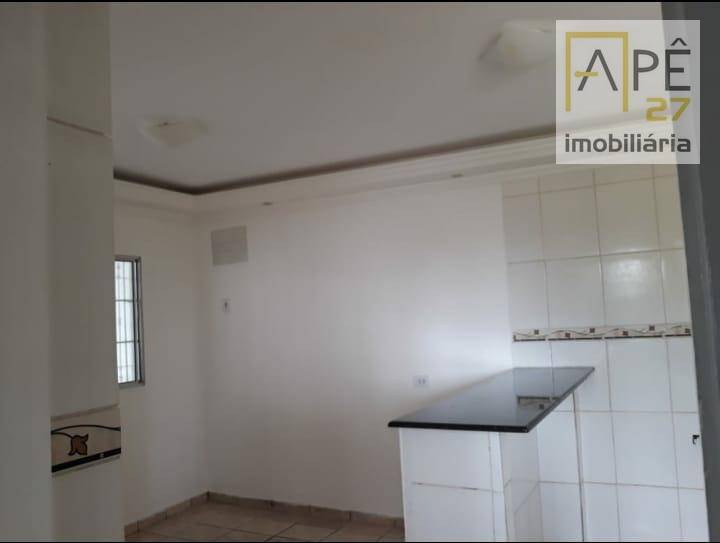 Casa à venda com 2 quartos, 100m² - Foto 15