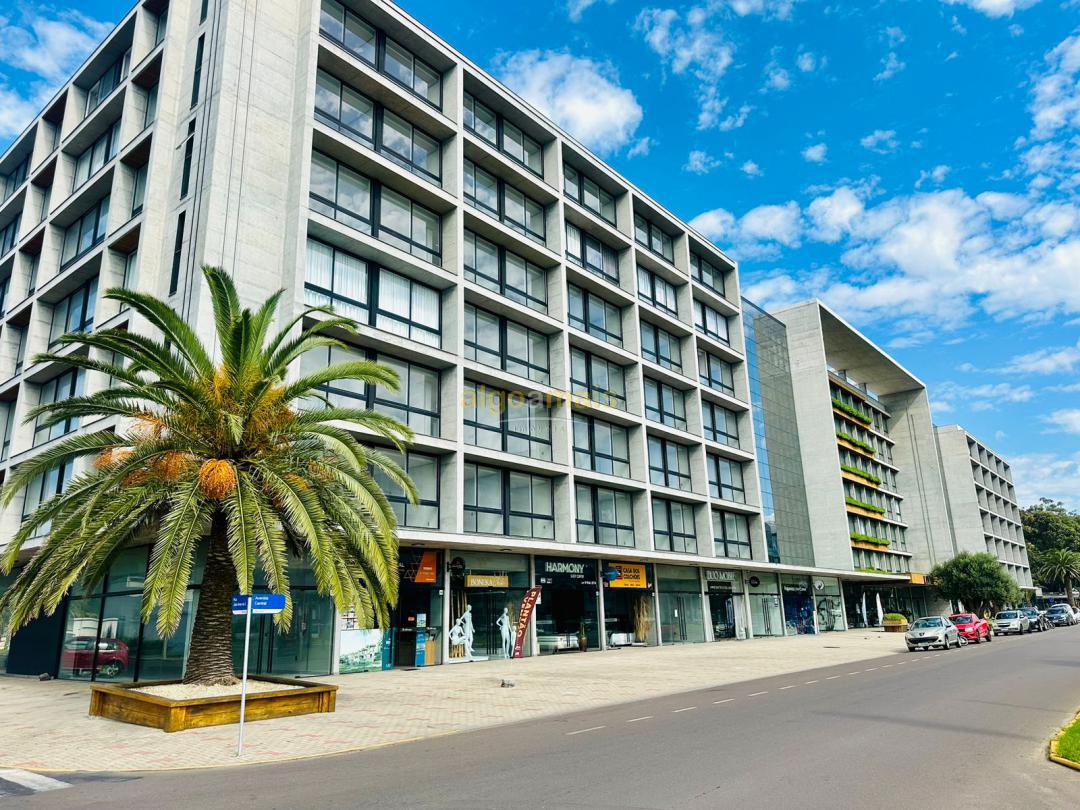 Apartamento à venda com 2 quartos, 75m² - Foto 2
