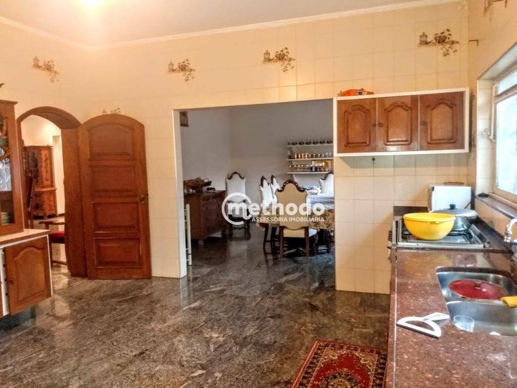 Casa à venda e aluguel com 5 quartos, 750m² - Foto 5