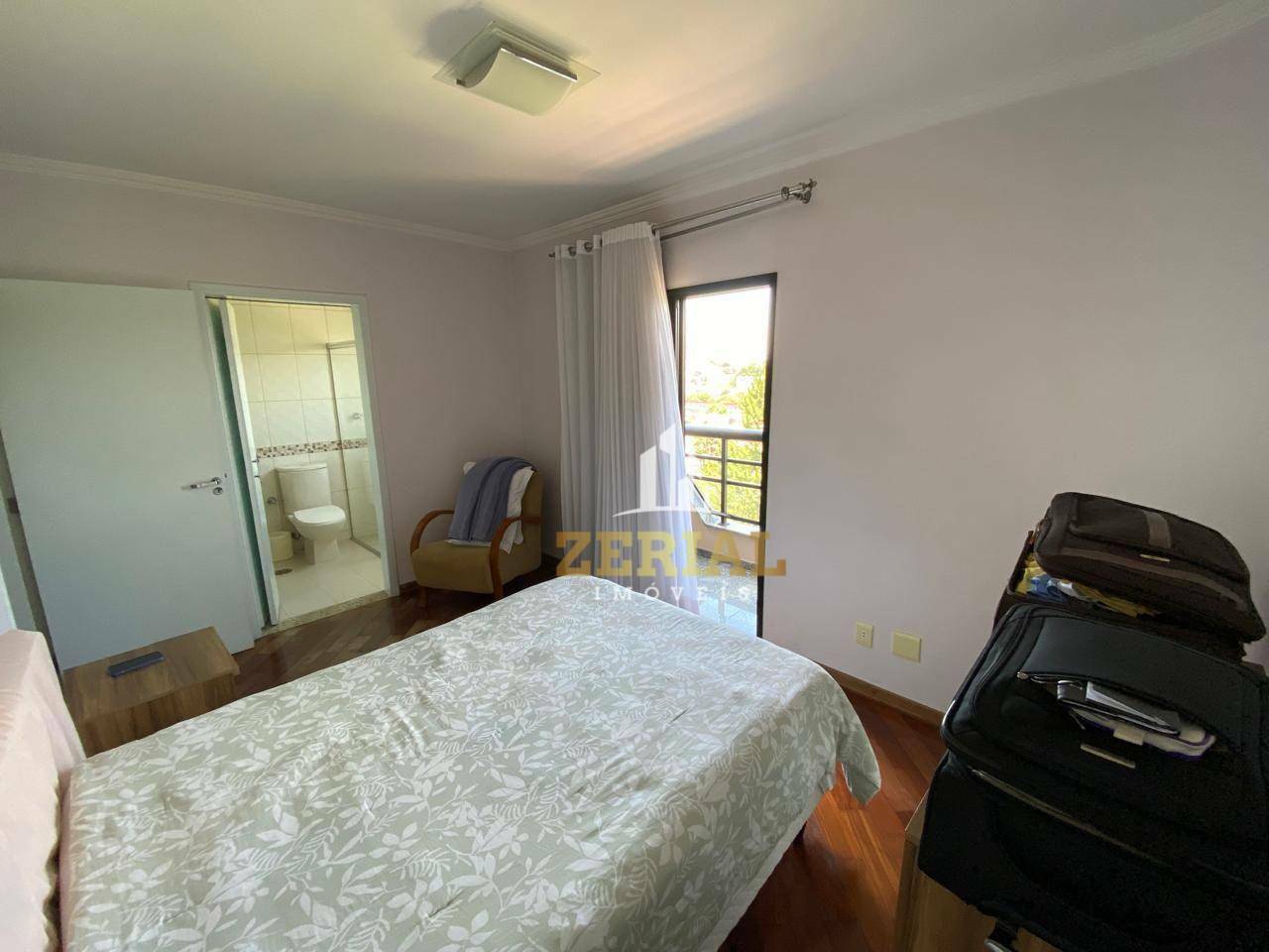 Apartamento à venda com 4 quartos, 143m² - Foto 10