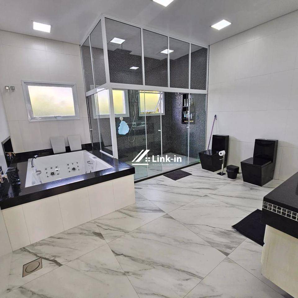 Casa, 5 quartos, 1500 m² - Foto 4