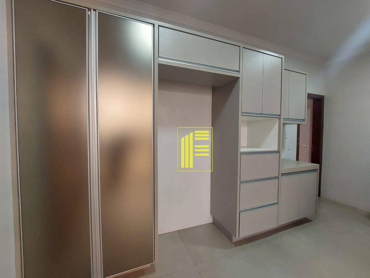 Casa de Condomínio para alugar com 3 quartos, 210m² - Foto 23