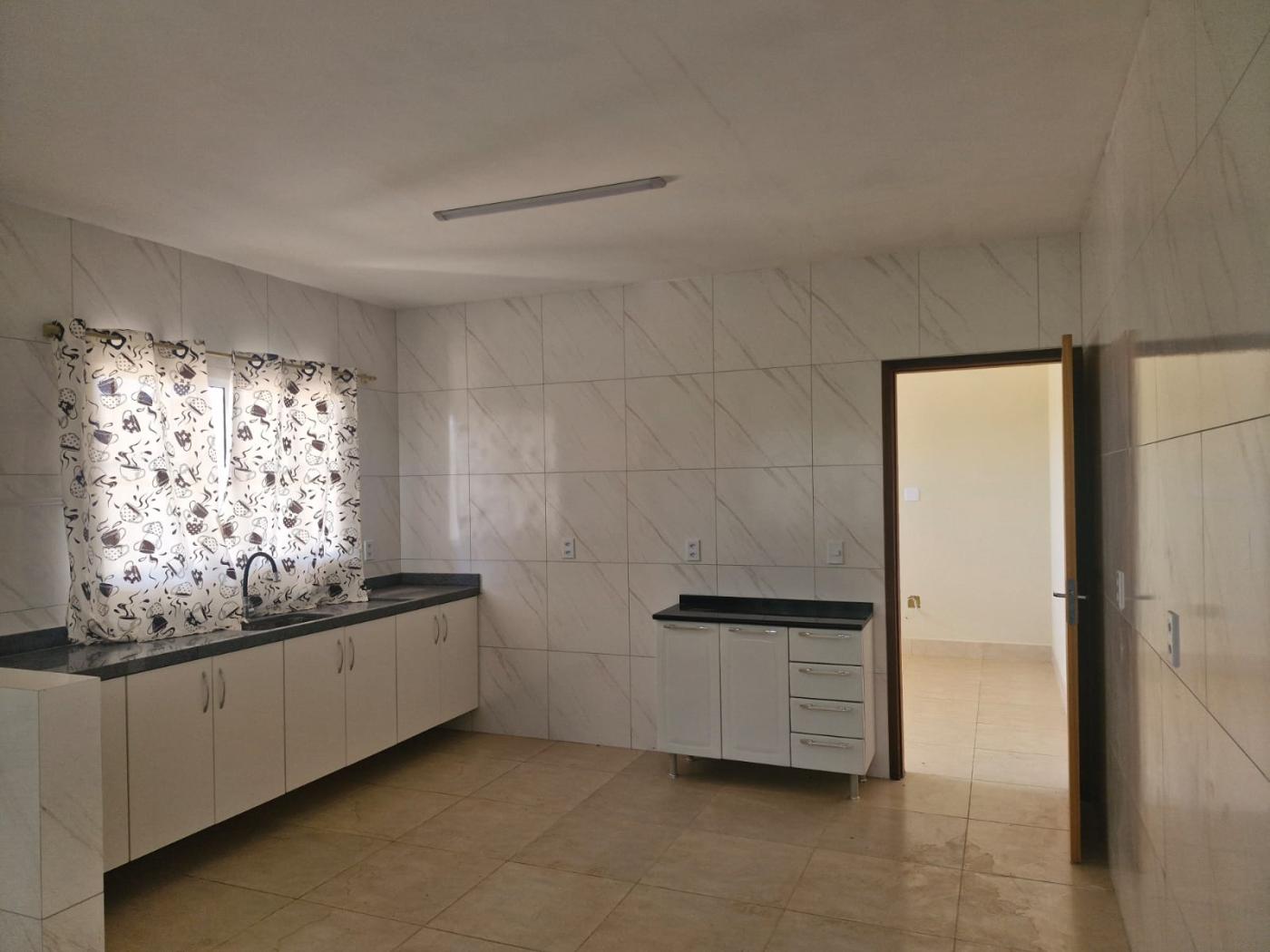 Casa à venda com 2 quartos, 80m² - Foto 18