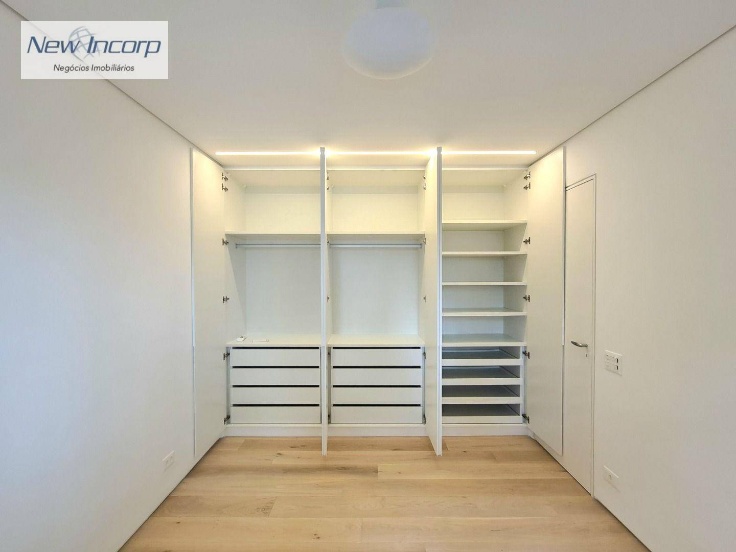 Apartamento à venda com 3 quartos, 211m² - Foto 58