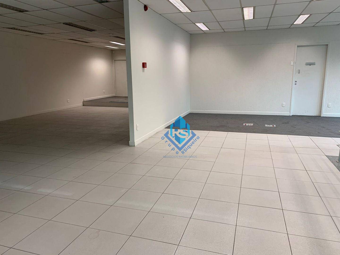 Depósito-Galpão-Armazém para alugar, 431m² - Foto 2