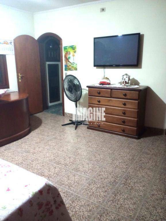 Sobrado à venda com 2 quartos, 130m² - Foto 18