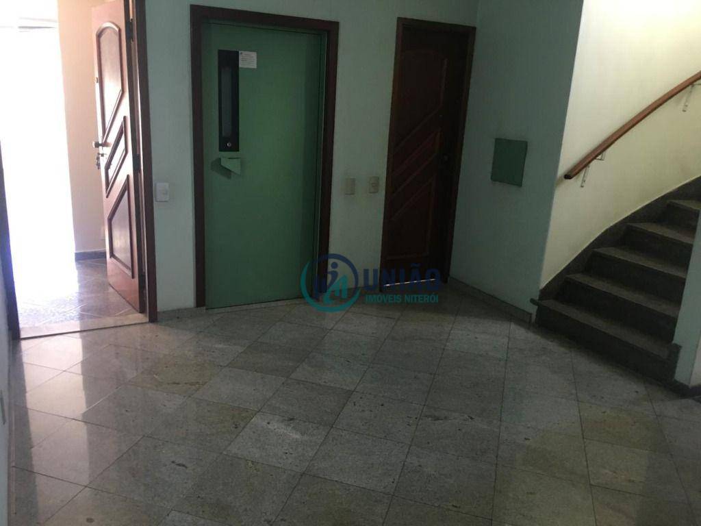 Apartamento à venda com 2 quartos, 62m² - Foto 23