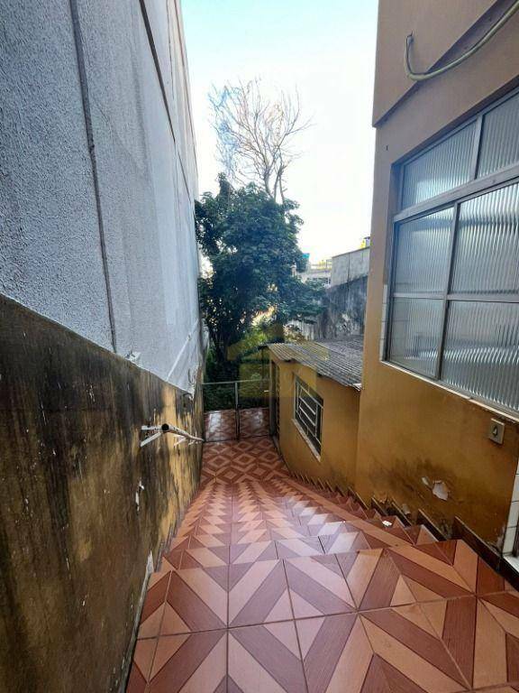 Sobrado à venda com 3 quartos, 136m² - Foto 18