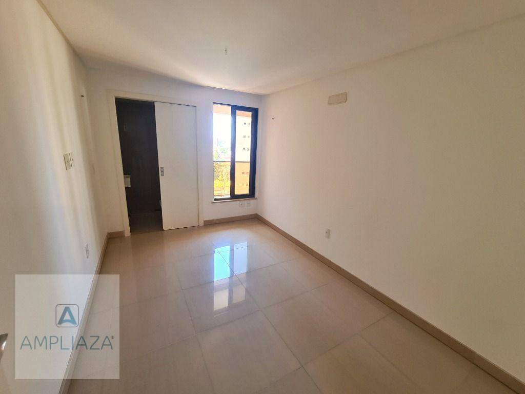 Apartamento à venda com 3 quartos, 113m² - Foto 12