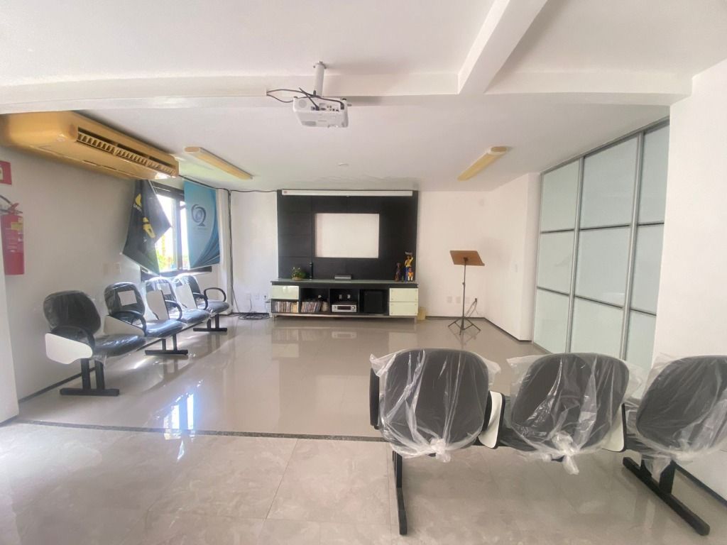 Casa à venda com 4 quartos, 586m² - Foto 19