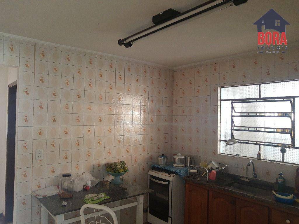 Casa à venda com 2 quartos, 180m² - Foto 12