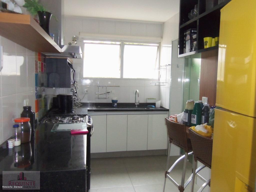 Apartamento para alugar com 2 quartos, 62m² - Foto 26