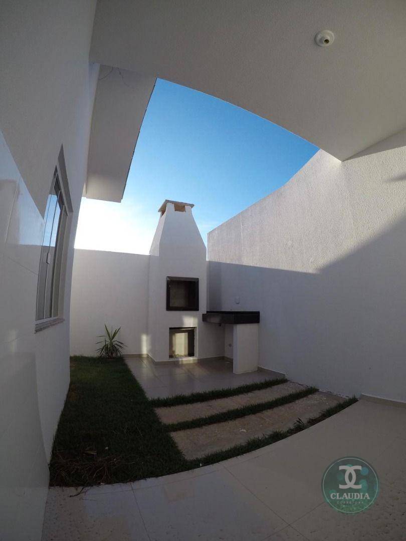 Casa à venda com 3 quartos, 69m² - Foto 3