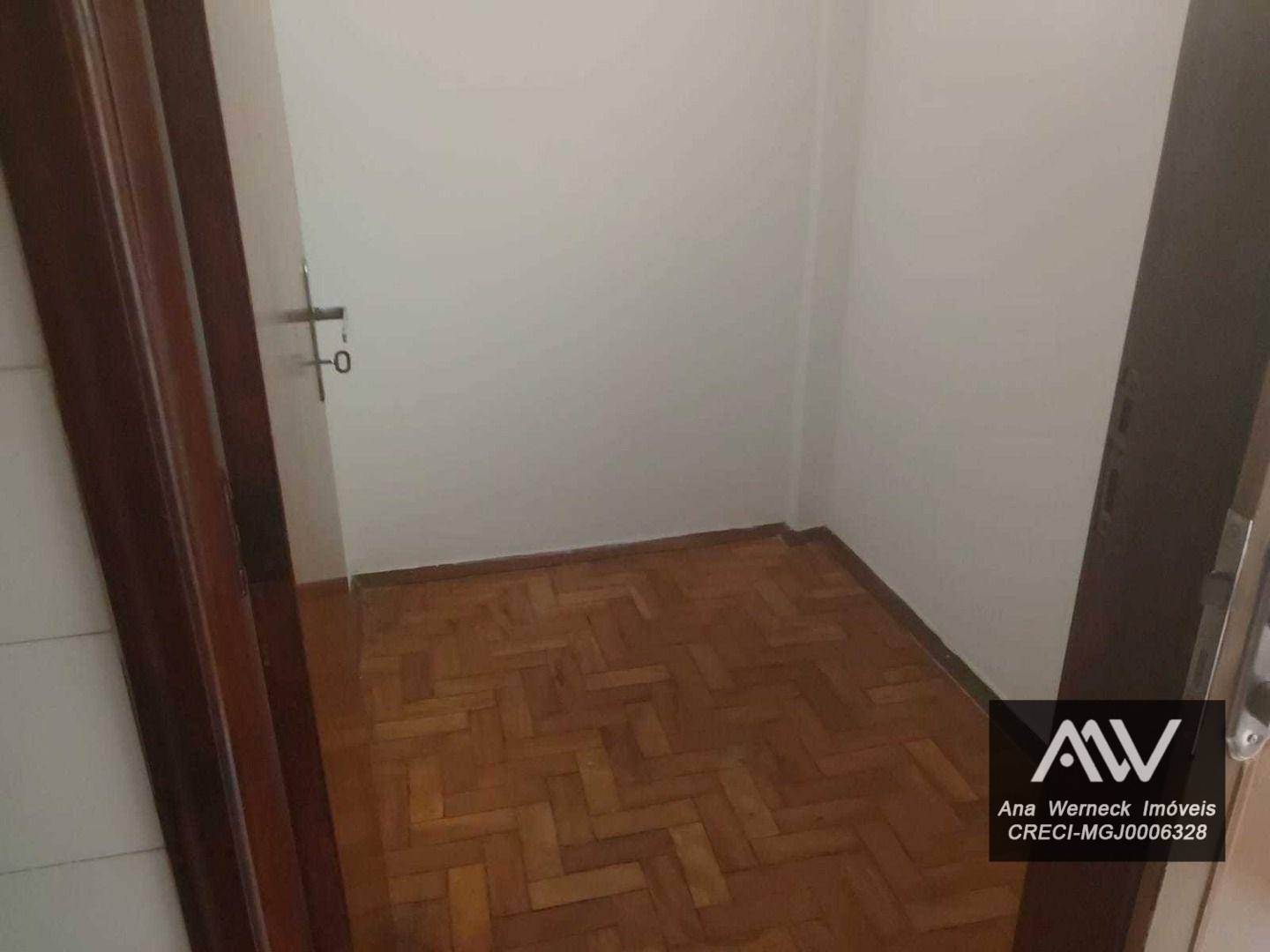 Apartamento para alugar com 2 quartos, 60m² - Foto 14