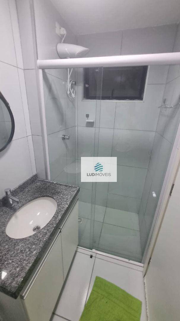 Apartamento para alugar com 2 quartos, 55m² - Foto 15