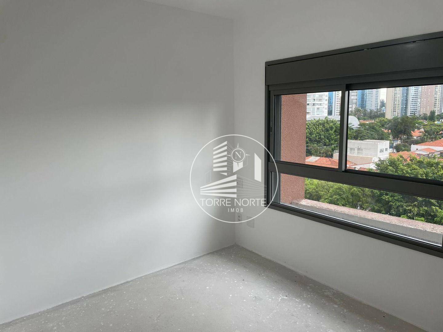 Apartamento à venda com 3 quartos, 131m² - Foto 9