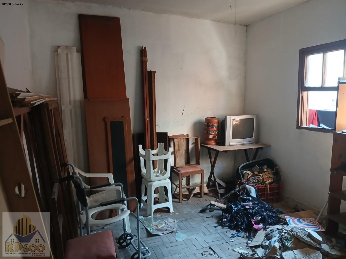 Casa à venda com 2 quartos, 310m² - Foto 19