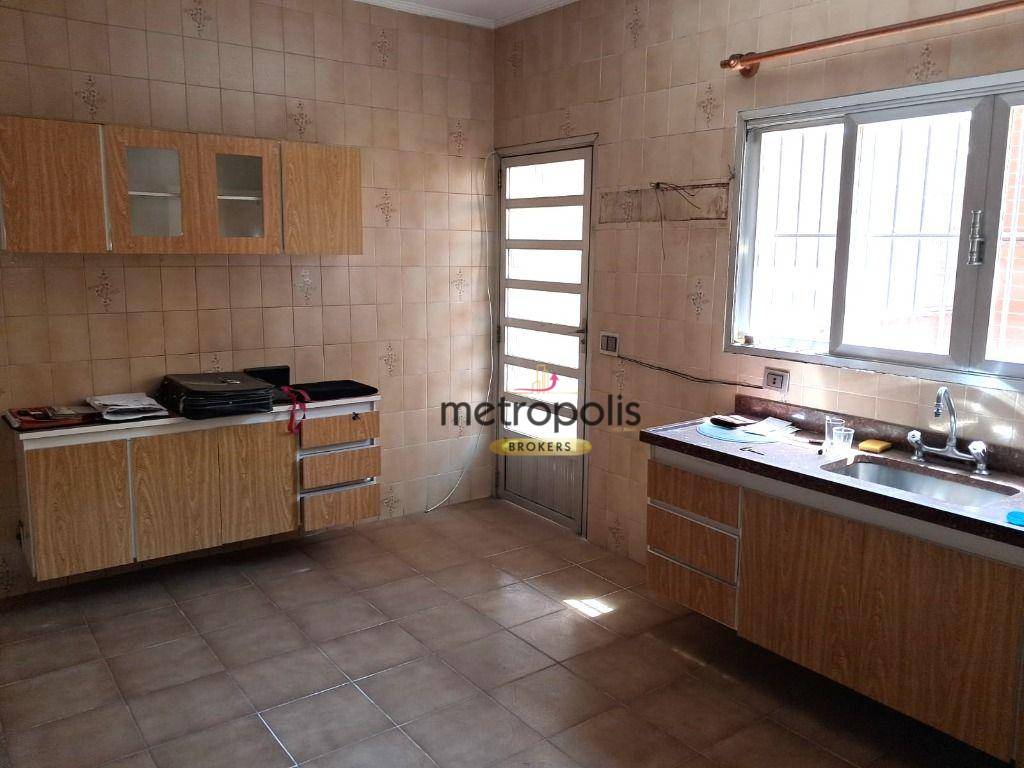 Sobrado à venda com 3 quartos, 300m² - Foto 11