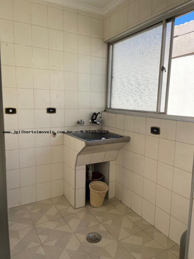 Apartamento à venda com 2 quartos, 75m² - Foto 11