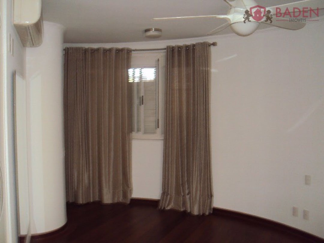 Apartamento à venda com 4 quartos, 230m² - Foto 30