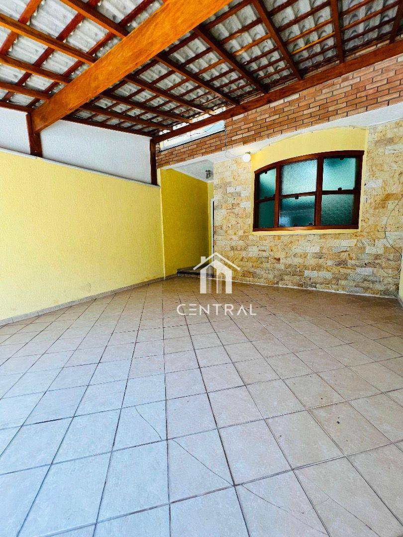 Sobrado à venda com 3 quartos, 136m² - Foto 4