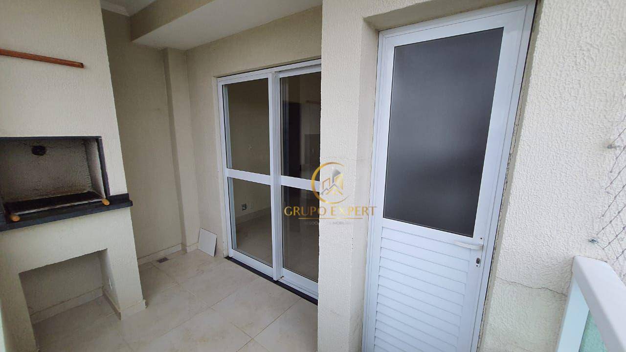 Apartamento à venda com 2 quartos, 81m² - Foto 2