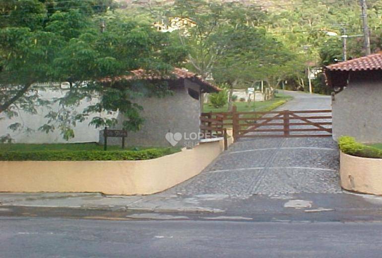 Casa de Condomínio à venda com 4 quartos, 233m² - Foto 25