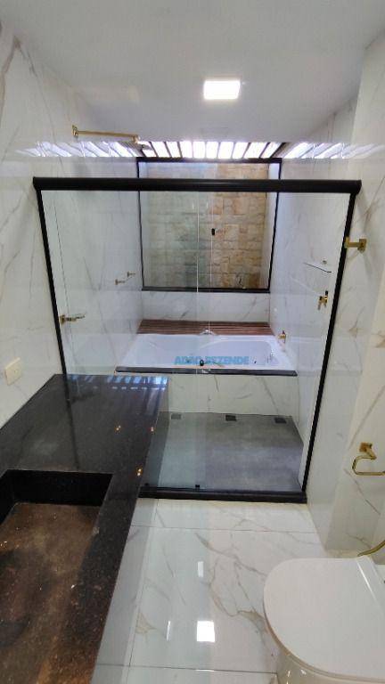 Casa de Condomínio à venda com 5 quartos, 460m² - Foto 42