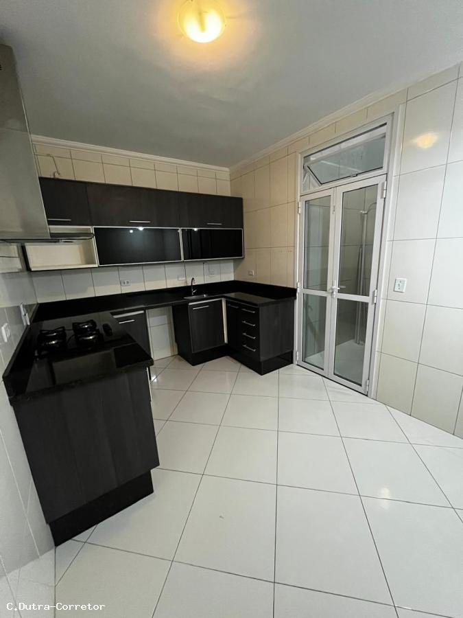 Sobrado à venda com 2 quartos, 90m² - Foto 17