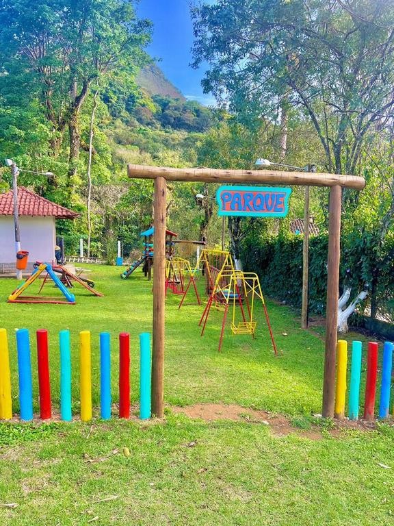Casa de Condomínio à venda com 4 quartos, 429m² - Foto 25