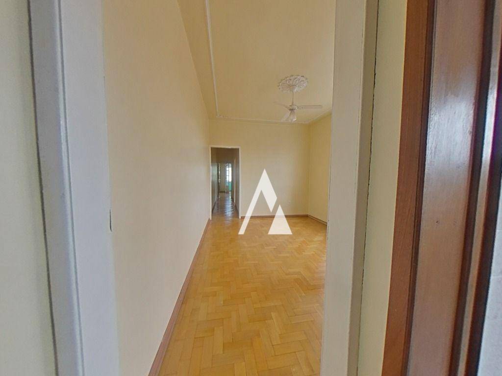 Apartamento à venda com 2 quartos, 81m² - Foto 2