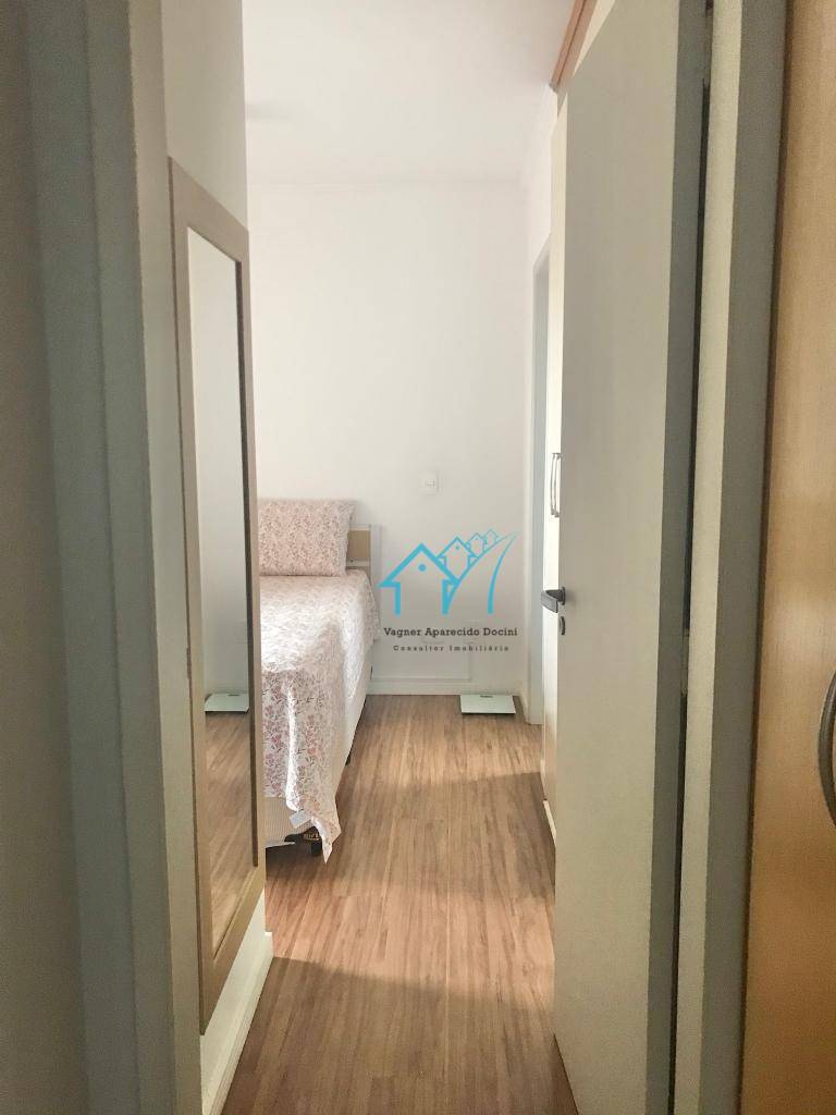 Apartamento à venda com 3 quartos, 90m² - Foto 2