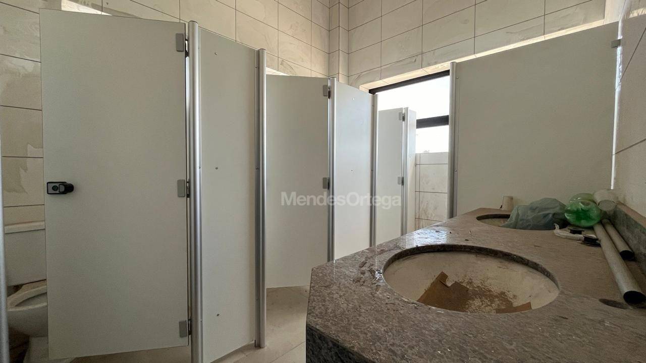 Depósito-Galpão-Armazém à venda e aluguel, 660m² - Foto 5