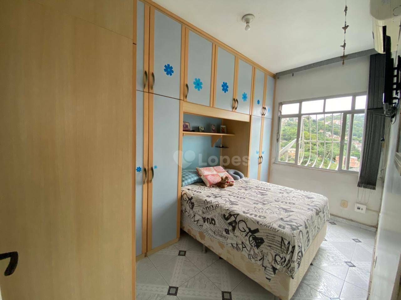 Apartamento à venda com 2 quartos, 80m² - Foto 3