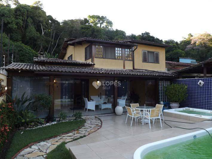 Casa à venda com 5 quartos, 351m² - Foto 1