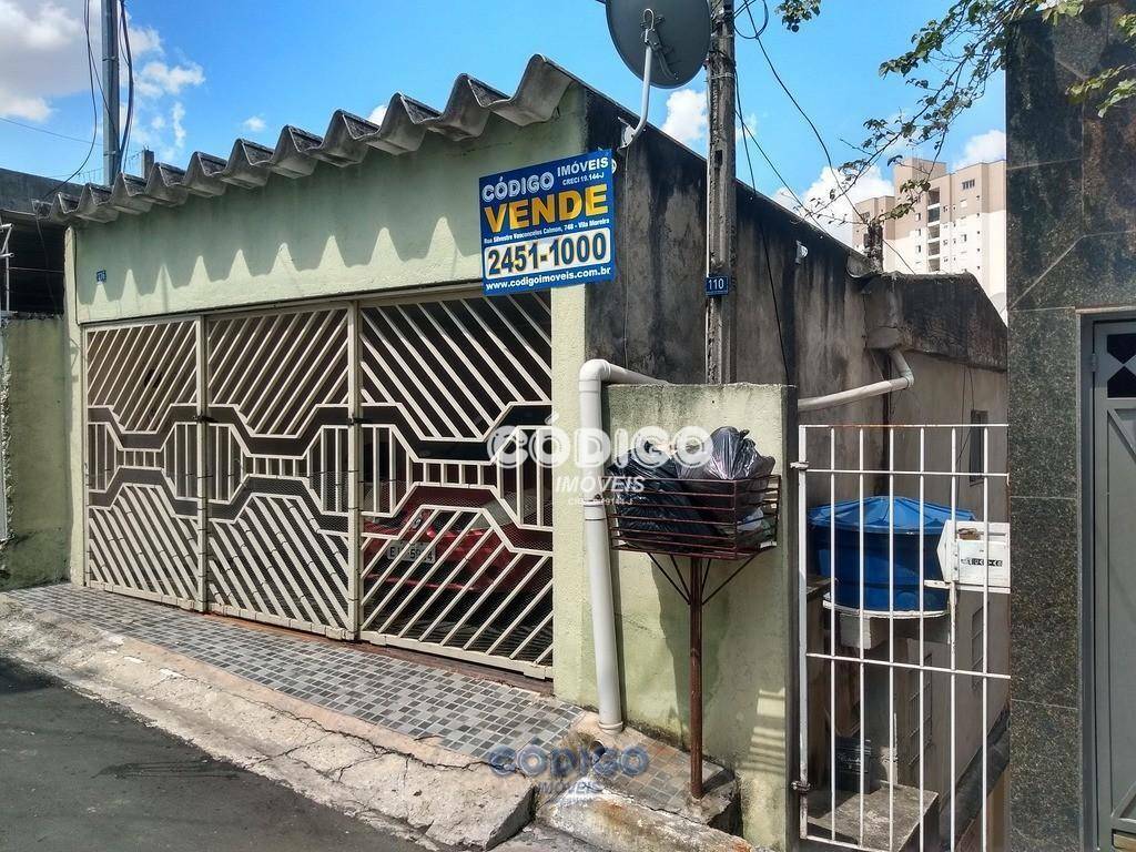 Casa à venda com 3 quartos, 300m² - Foto 2