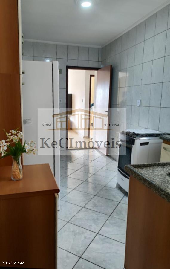 Apartamento à venda com 2 quartos, 72m² - Foto 5