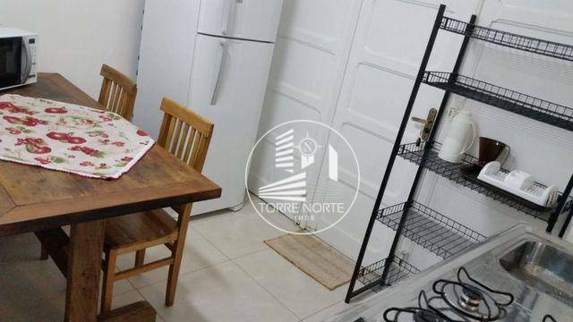 Casa à venda com 4 quartos, 212M2 - Foto 3