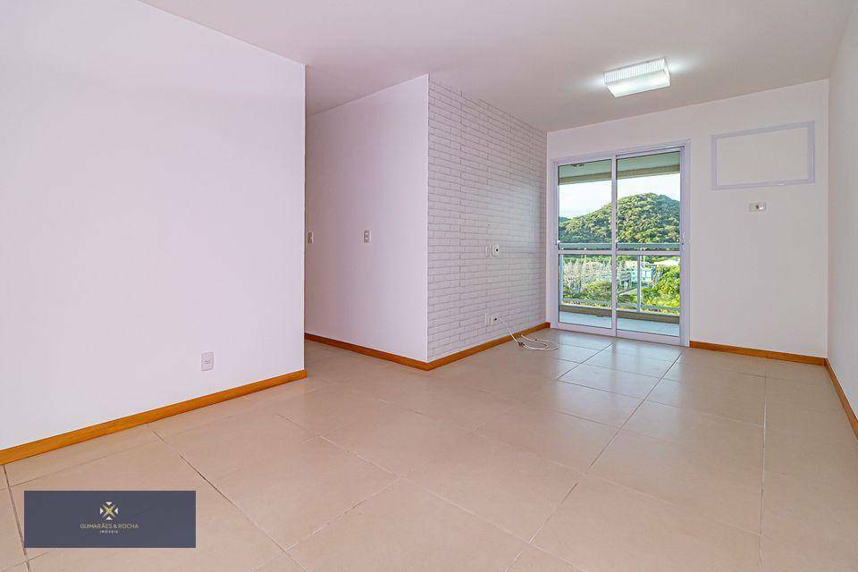 Apartamento à venda com 2 quartos, 82m² - Foto 1