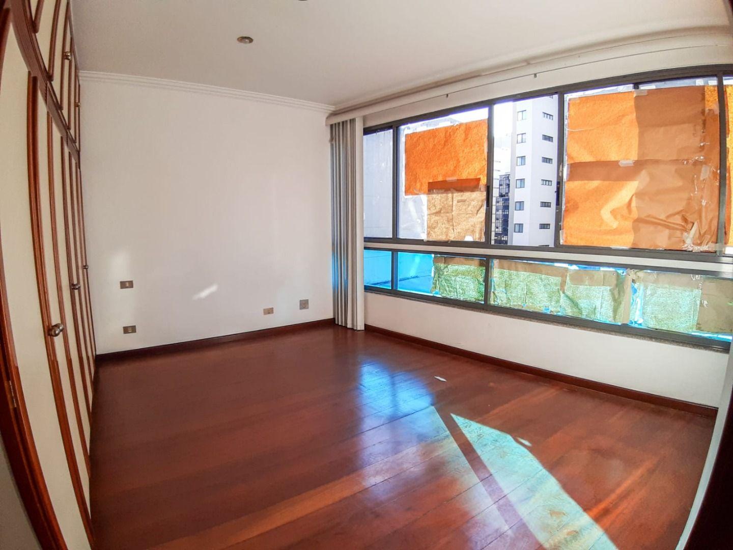 Apartamento à venda com 5 quartos, 313m² - Foto 46