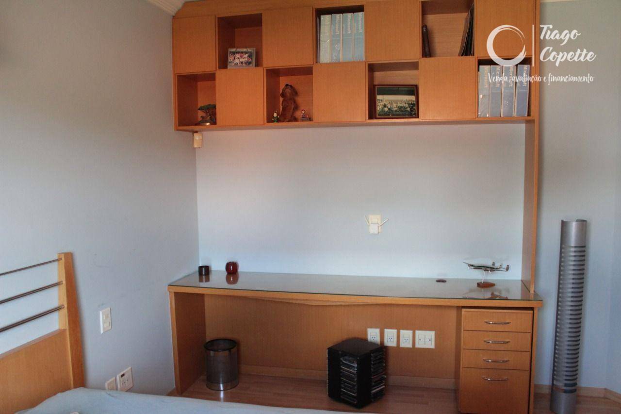 Casa de Condomínio à venda com 8 quartos, 800m² - Foto 26