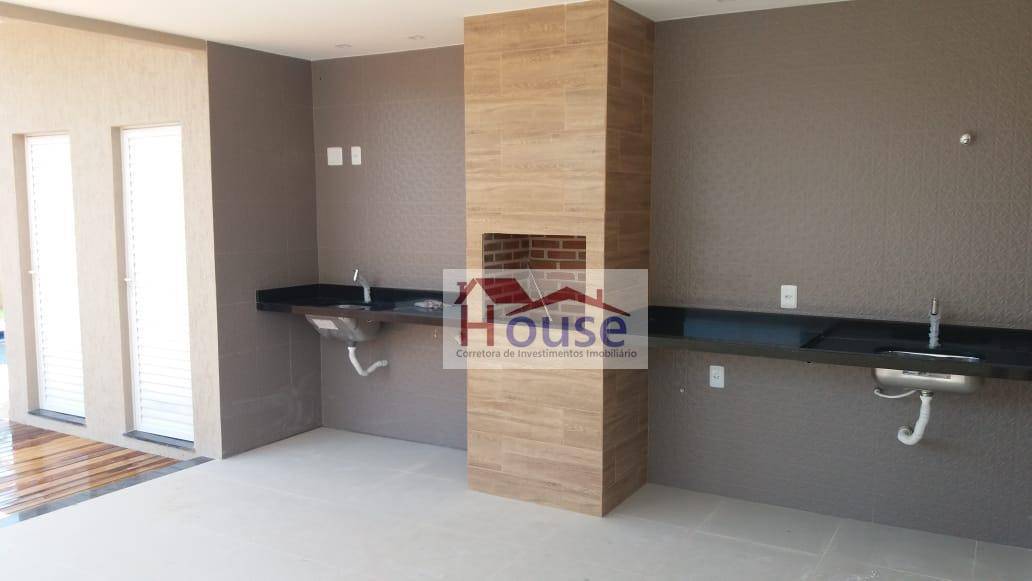 Casa à venda com 3 quartos, 180m² - Foto 4