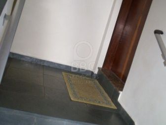 Apartamento à venda com 2 quartos, 75m² - Foto 3